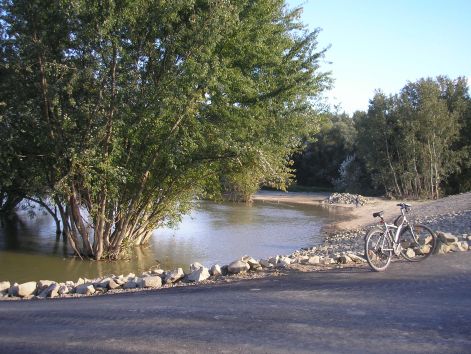 15-feljott_a_duna._szentendre.jpg 15-feljott_a_duna._szentendre.jpg