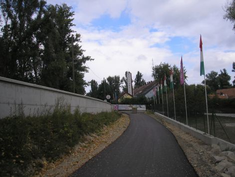 3-a_duna_-korzo_utani_csatlakozas_szentendre.jpg 3-a_duna_-korzo_utani_csatlakozas_szentendre.jpg