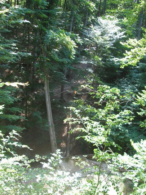 8.jobbrol_a_ram_szakadek.jpg 8.jobbrol_a_ram_szakadek.jpg