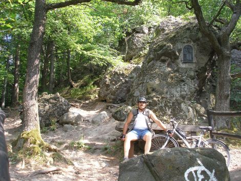 a_ram_fel_lenek.jpg a_ram_fel_lenek.jpg