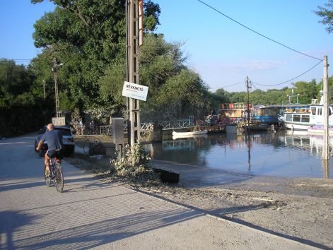 a_rev_mar_megkozelitheto.jpg a_rev_mar_megkozelitheto.jpg