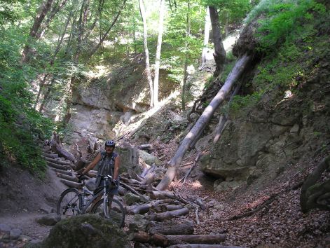 ismet_az_arokban.jpg ismet_az_arokban.jpg