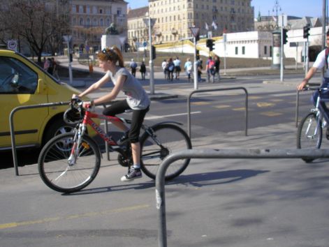 jo_az_ido.jpg jo_az_ido.jpg