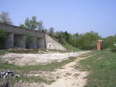 p5011983pilisteto_2.jpg p5011983pilisteto_2.jpg